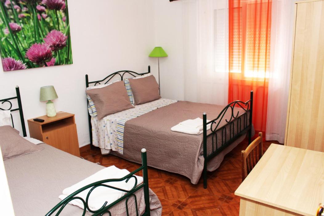 Historic House In Downtown Peniche Hotel Bagian luar foto