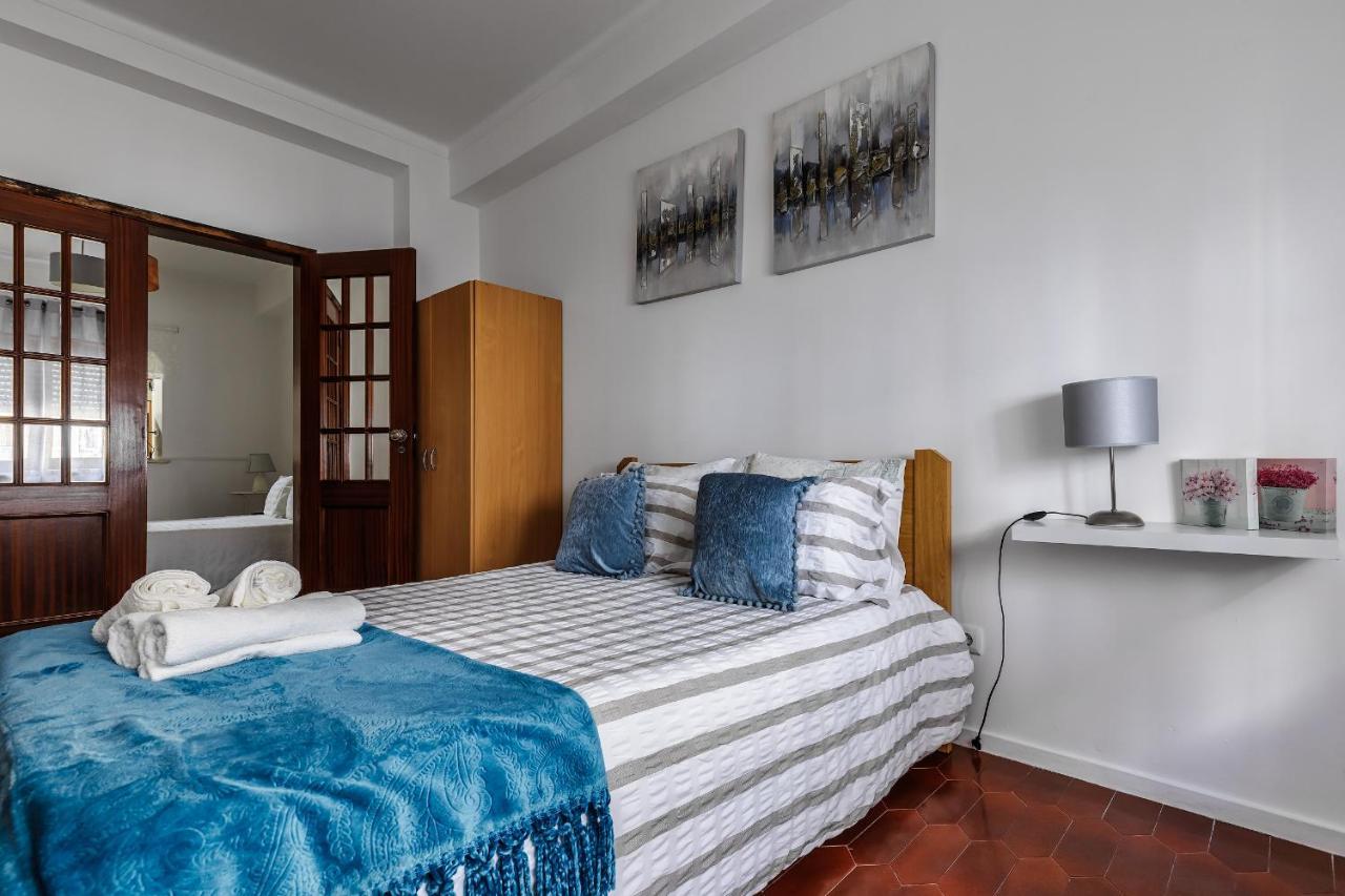 Historic House In Downtown Peniche Hotel Bagian luar foto
