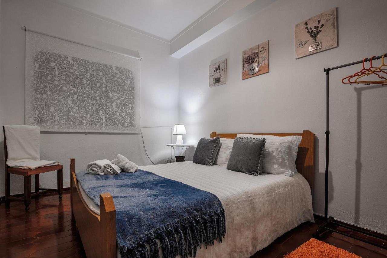 Historic House In Downtown Peniche Hotel Bagian luar foto